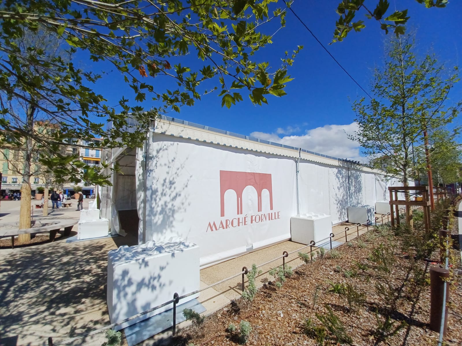 Marché Forville - bâtiment temporaire